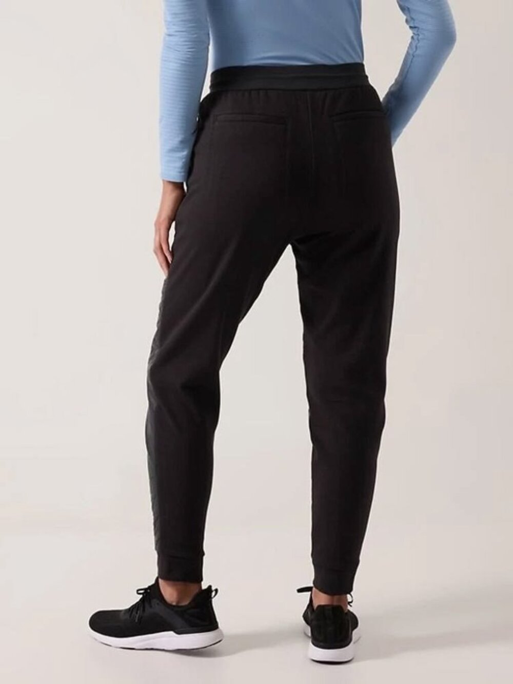 Athleta Women's Solstice Insulated Joggers Pants in Black Size 10 Tall - Picture 2 of 9